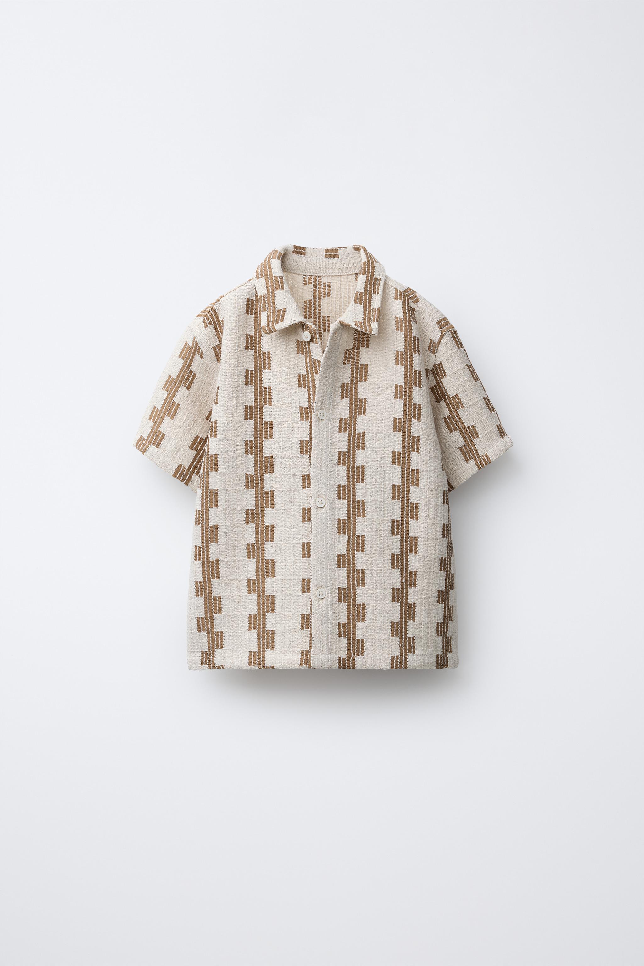 TEXTURED PRINT SHIRT